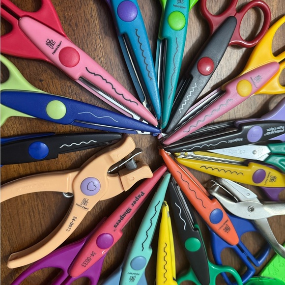 Colorful Kids Craft Scissors Set - Picture 3 of 4